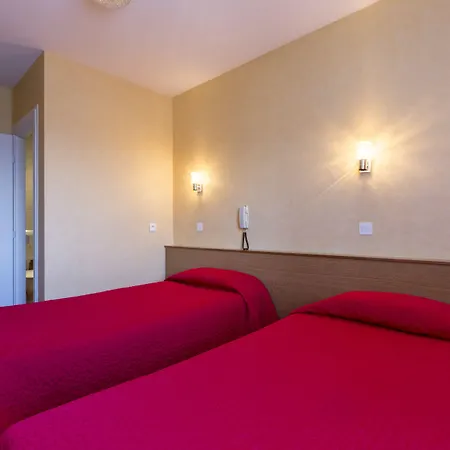 Otel Montfort