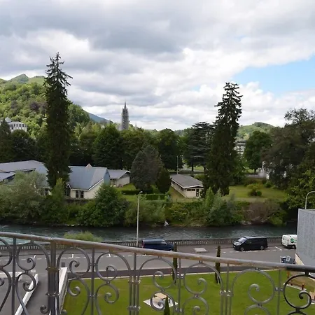 Otel Montfort