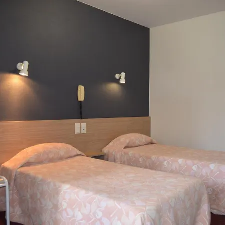 Montfort Otel Lourdes