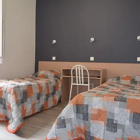 Montfort Otel