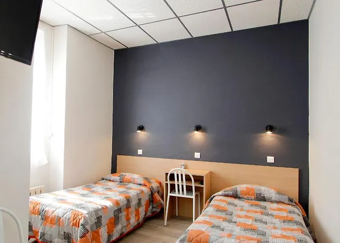 Montfort 2* Лурд