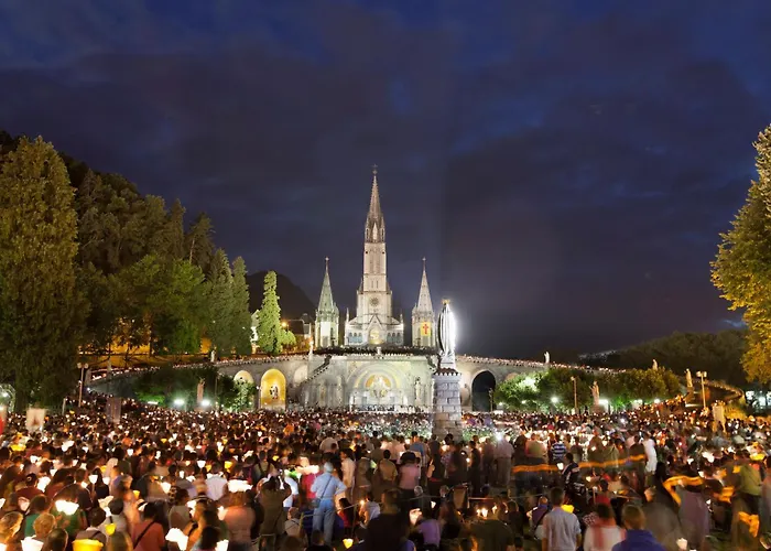 Szálloda Montfort 2*