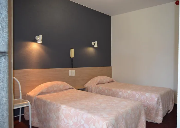 Montfort Hotel Lourdes