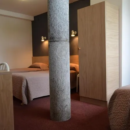 Otel Montfort Lourdes
