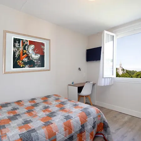 Montfort Otel Lourdes