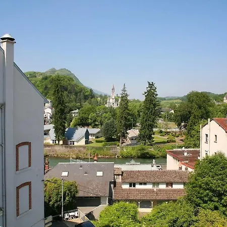 Montfort Otel 2*