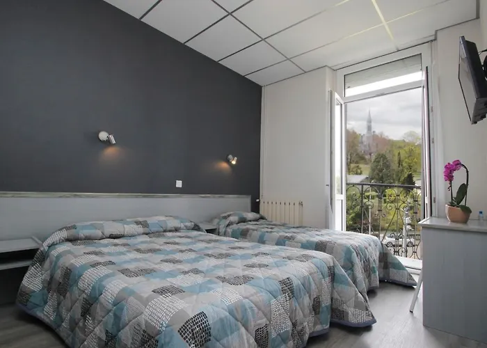 Montfort Hotel Lourdes